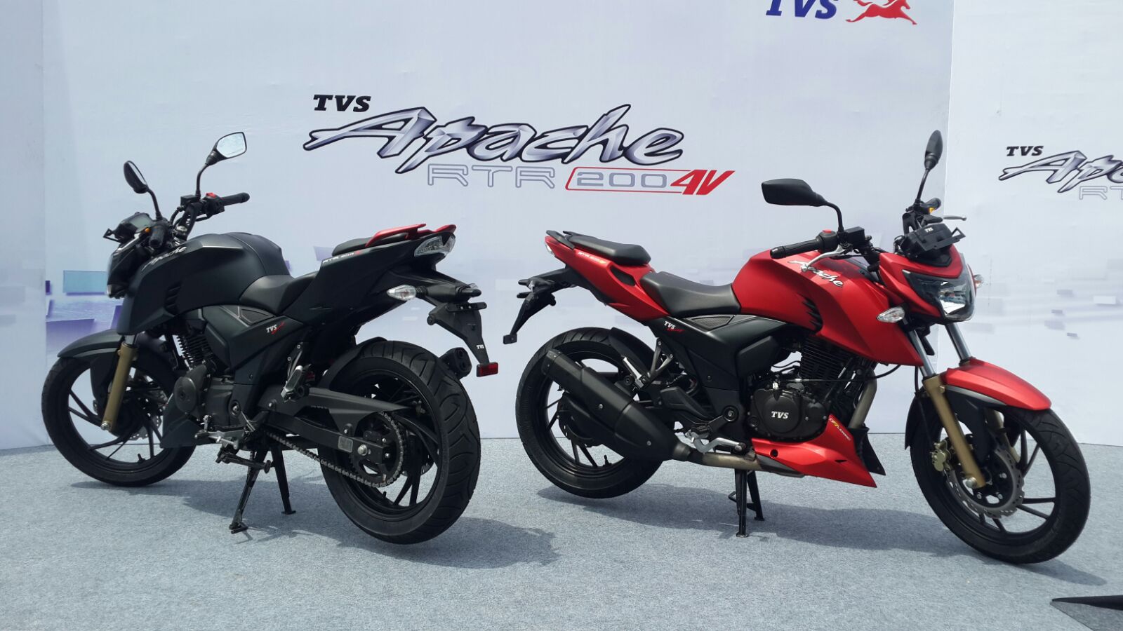 TVS Apache RTR 200 Menggoda Pasar Motor Sport Tanah Air