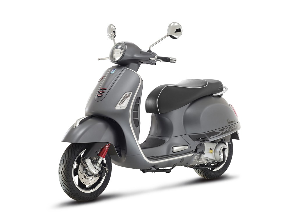 Vespa GTS 300 Super Sport Dijual Rp 165 Juta