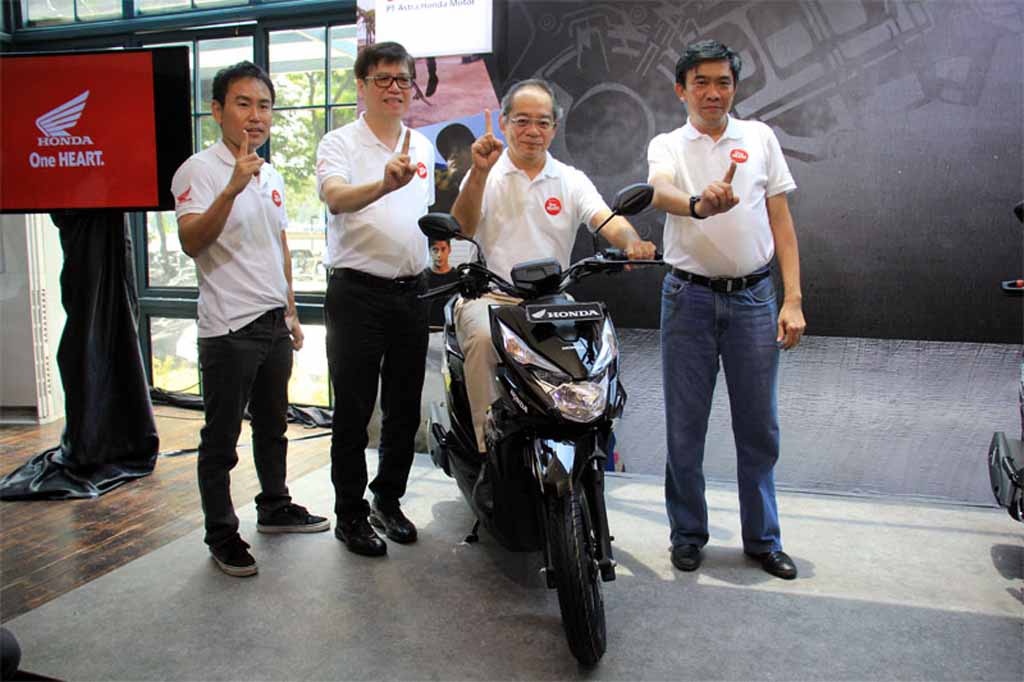 Skutik Baru New Honda BeAT Street eSP Bermotif Graffiti