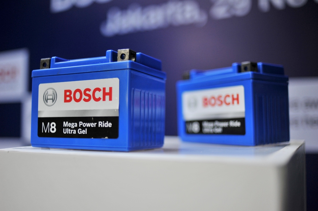 Aki Motor Ultra Gel Bosch Bebas Perawatan