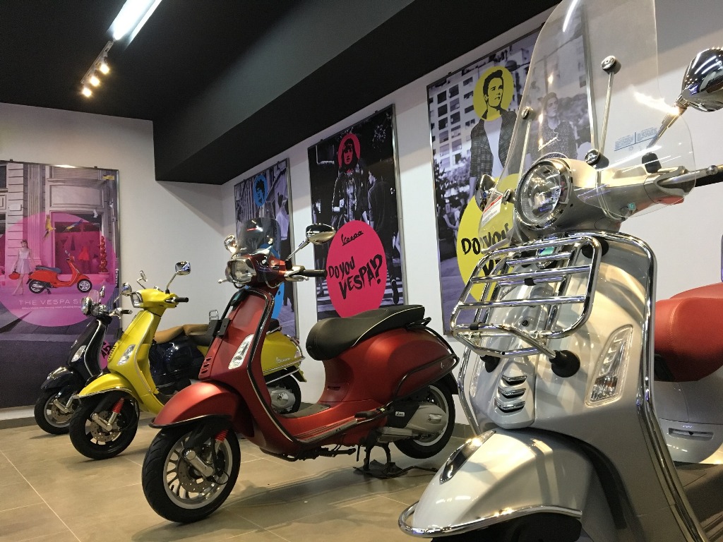 Piaggio Buka Dealer di Karawang