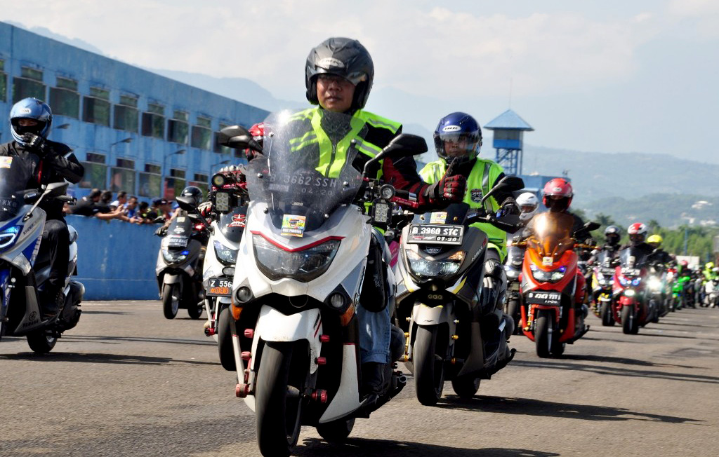 Maxi Yamaha Day Dipadati Ribuan Bikers NMax