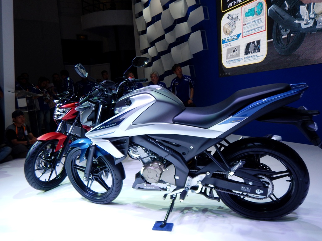 Yamaha Segarkan Tampilan dan Fitur V-Ixion di IIMS 2017