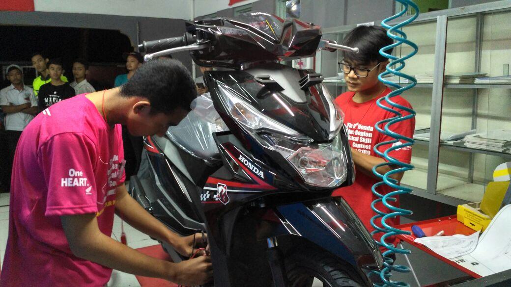 Distributor Utama Honda Motor Jawa Barat Gelar Regional Technical Skill Contest 