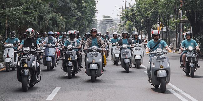  Piaggio Kenalkan Vespa GTS Super Tech 300 Ke â€˜Arek Suroboyoâ€™