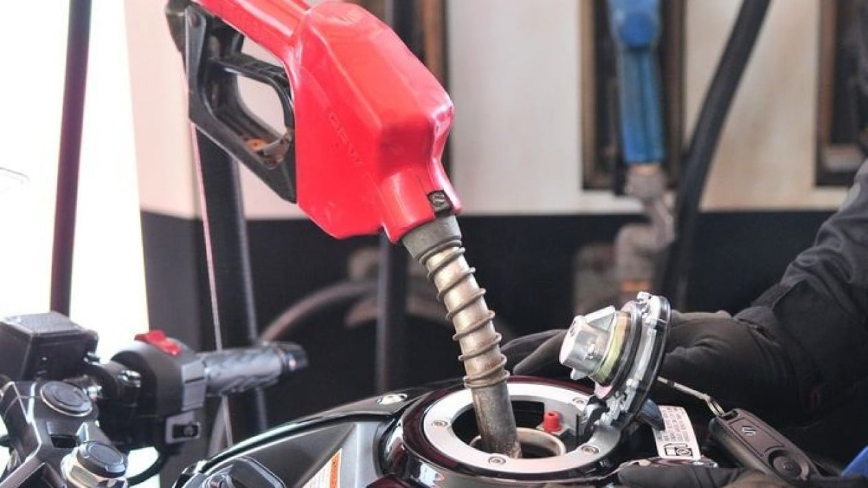 Bensin Sepeda Motor Boros? Simak Penyebabnya!